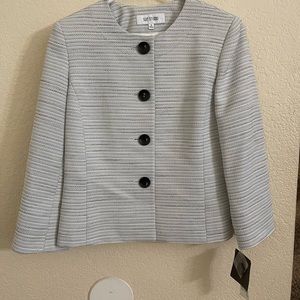 Brand New Suit Studio Suite jacket. $18 size 10